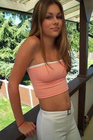 braless teen pictures